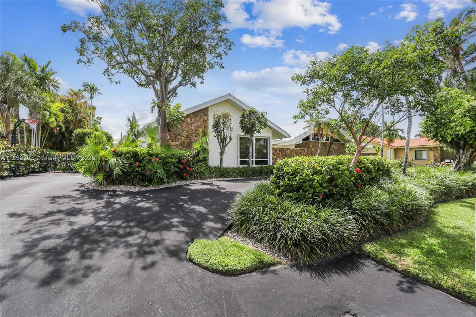 1ad5be0d-6335 13025 SW 108th Ave, Miami FL 33176 — #A11839202