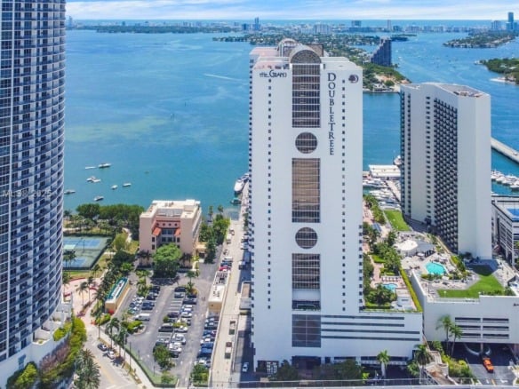 1717 N Bayshore Dr # 2635, Miami FL 33132 — #A11839832