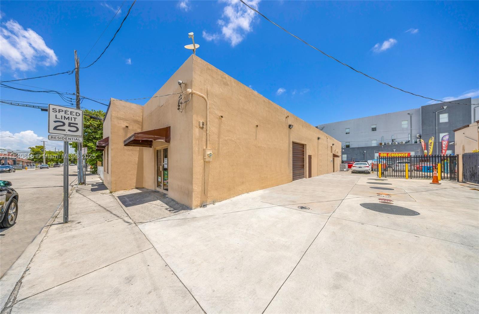 1ad5be0d-6383 999 W Flagler St, Miami FL 33130 — #A11840615