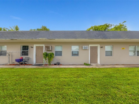 848 NW 2nd Ave, Fort Lauderdale FL 33311 — #A11841385