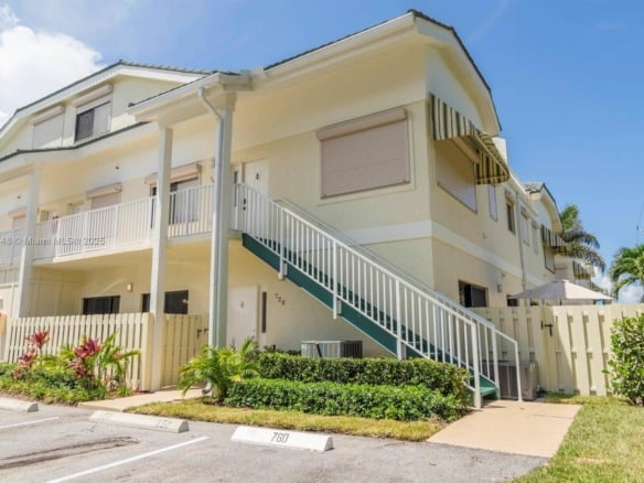 720 S Bella Vista Ct S # 20, Jupiter FL 33477 — #A11842448