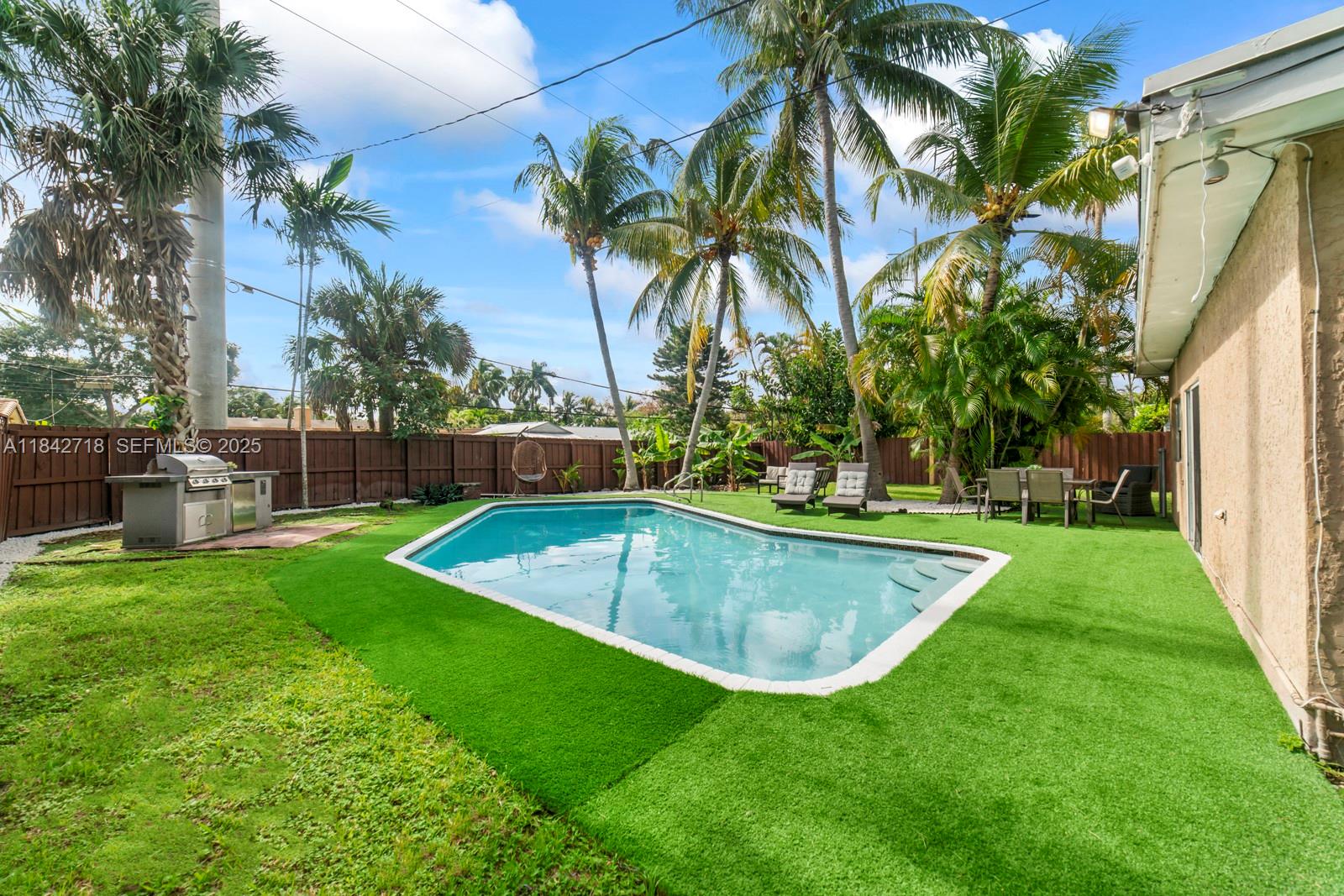 1ad5be0d-6466 2708 Cleveland St, Hollywood FL 33020 — #A11842718
