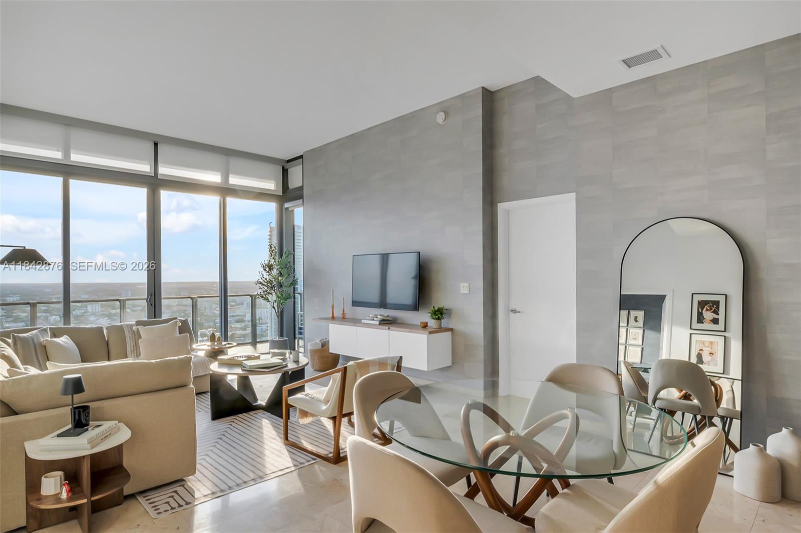 1ad5be0d-6472 88 SW 7th St # 4004, Miami FL 33130 — #A11842876