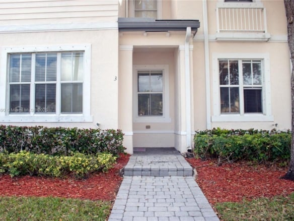153 SE 28th Pl # 3, Homestead FL 33033 — #A11843690