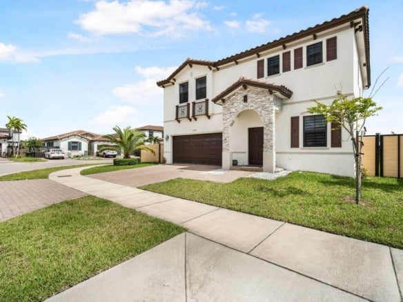 12861 SW 229 th terrace, Miami FL 33170 — #A11844111