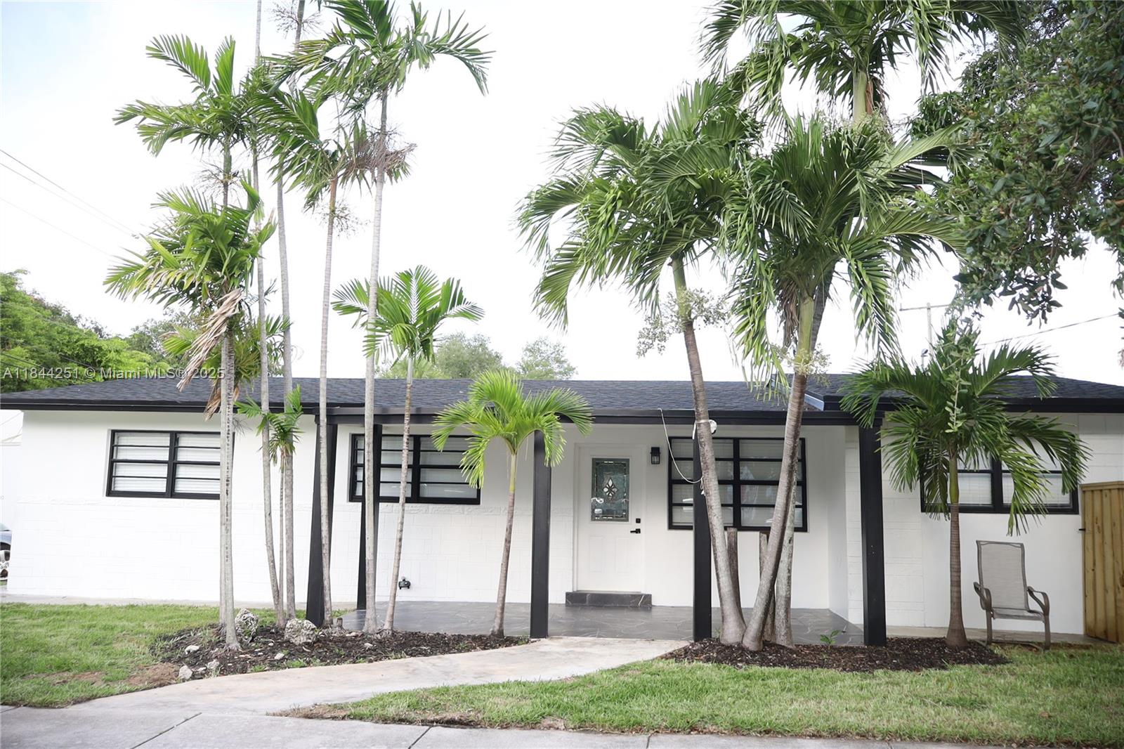 3955 SW 69th Ave, Miami FL 33155 — #A11844251