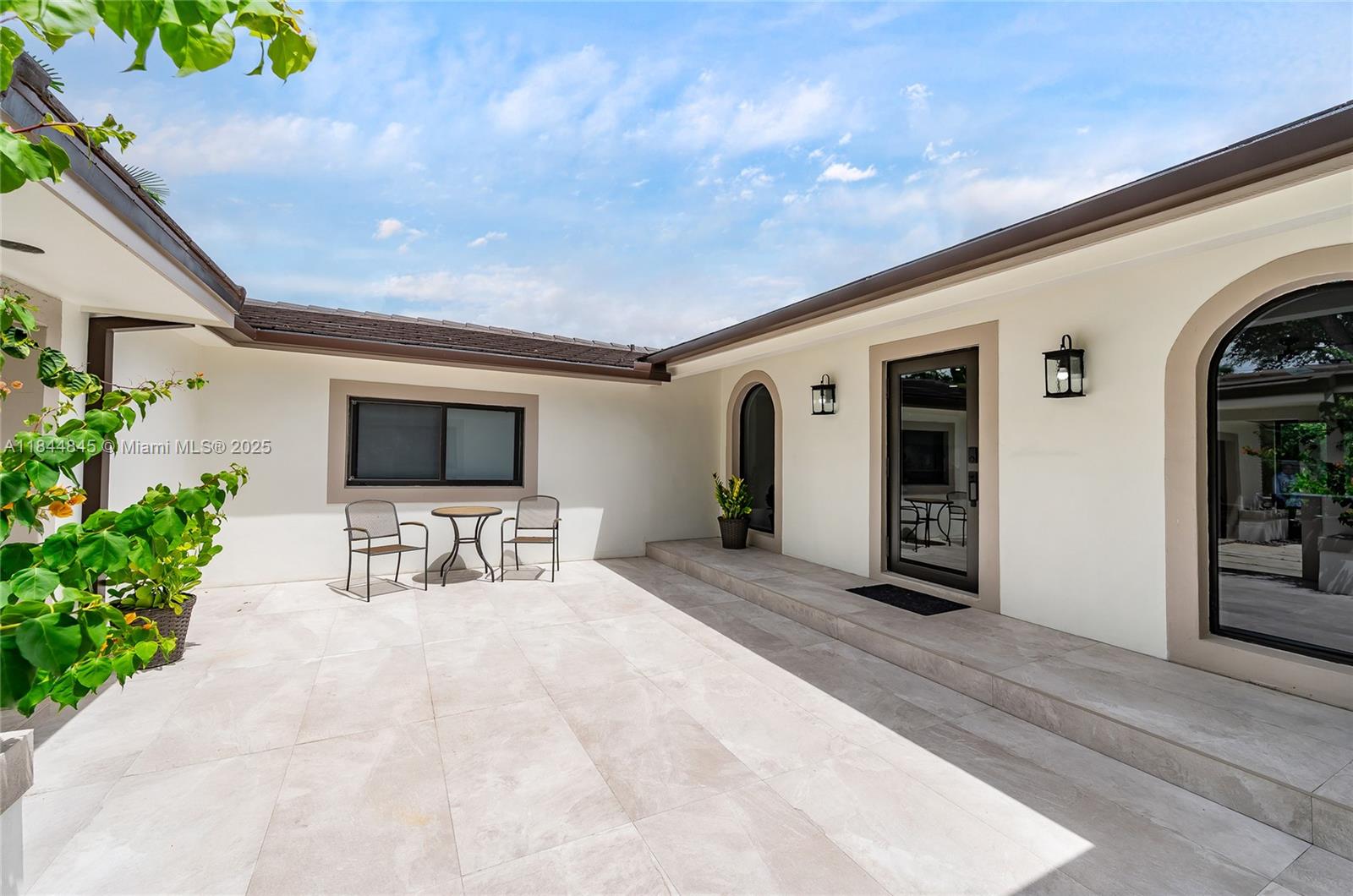 117 S Royal Poinciana Blvd, Miami Springs FL 33166 — #A11844845