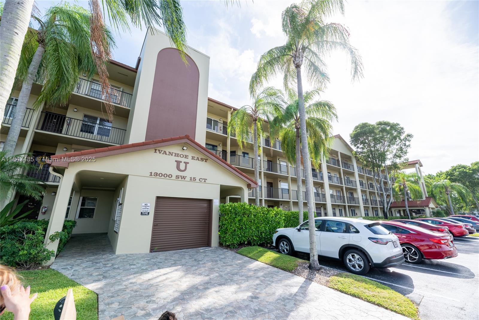 1ad5be0d-655 13000 SW 15th Ct # 206U, Pembroke Pines FL 33027 — #A11847485