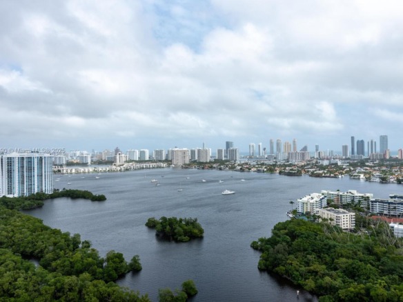 16385 Biscayne Blvd # 2904, North Miami Beach FL 33160 — #A11845690