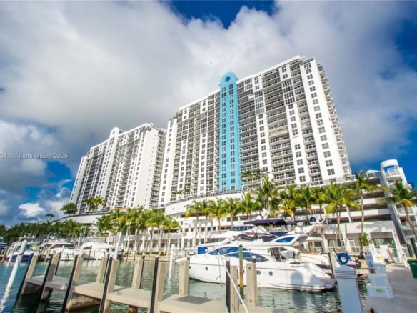 1800 Sunset Harbour Dr # 1515, Miami Beach FL 33139 — #A11845781