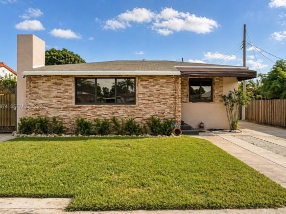 117 W 34th St, Hialeah FL 33012 — #A11845874
