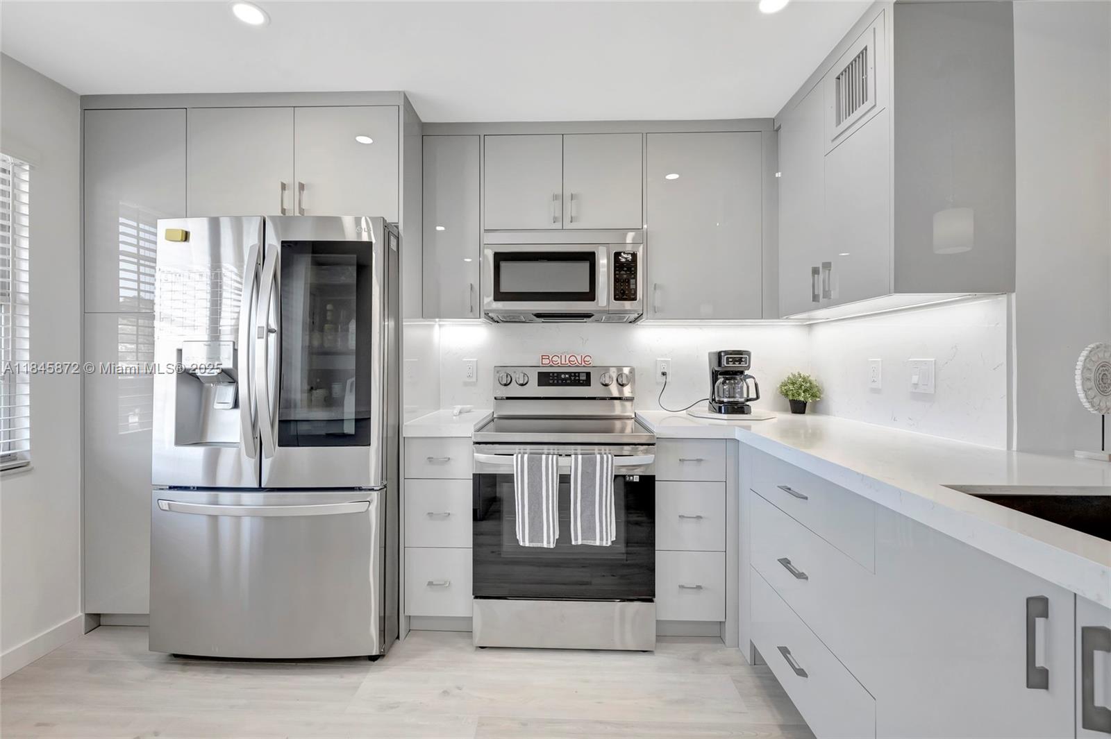 2101 Lucaya Bnd # E3, Coconut Creek FL 33066 — #A11845872