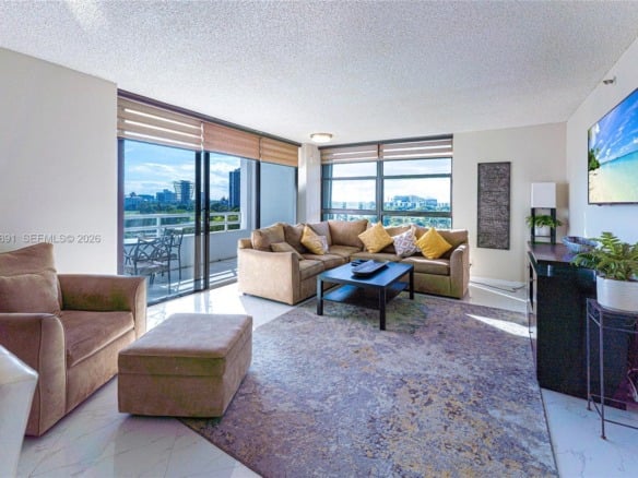 20225 NE 34th Ct # 818, Aventura FL 33180 — #A11845891