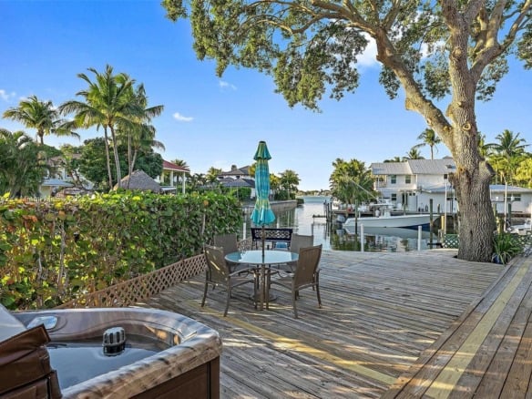 934 Penn Trl, Jupiter FL 33458 — #A11846942