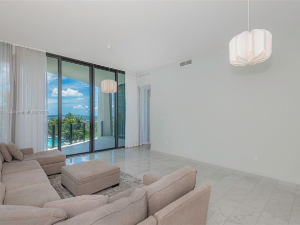 2821 S Bayshore Dr # 7B, Coconut Grove FL 33133 — #A11846931