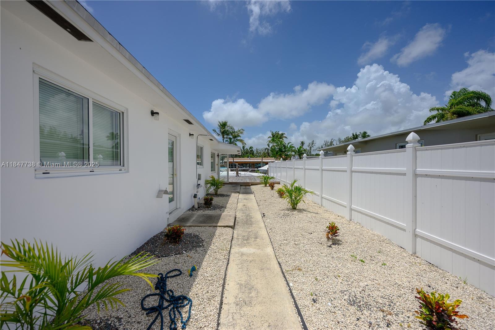 1ad5be0d-6646 1453 NW 10th St # 2, Dania Beach FL 33004 — #A11847738