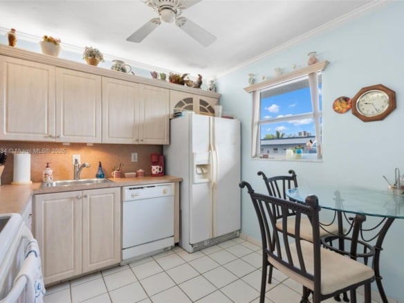 3120 Holiday Springs Blvd # 301, Margate FL 33063 — #A11847834