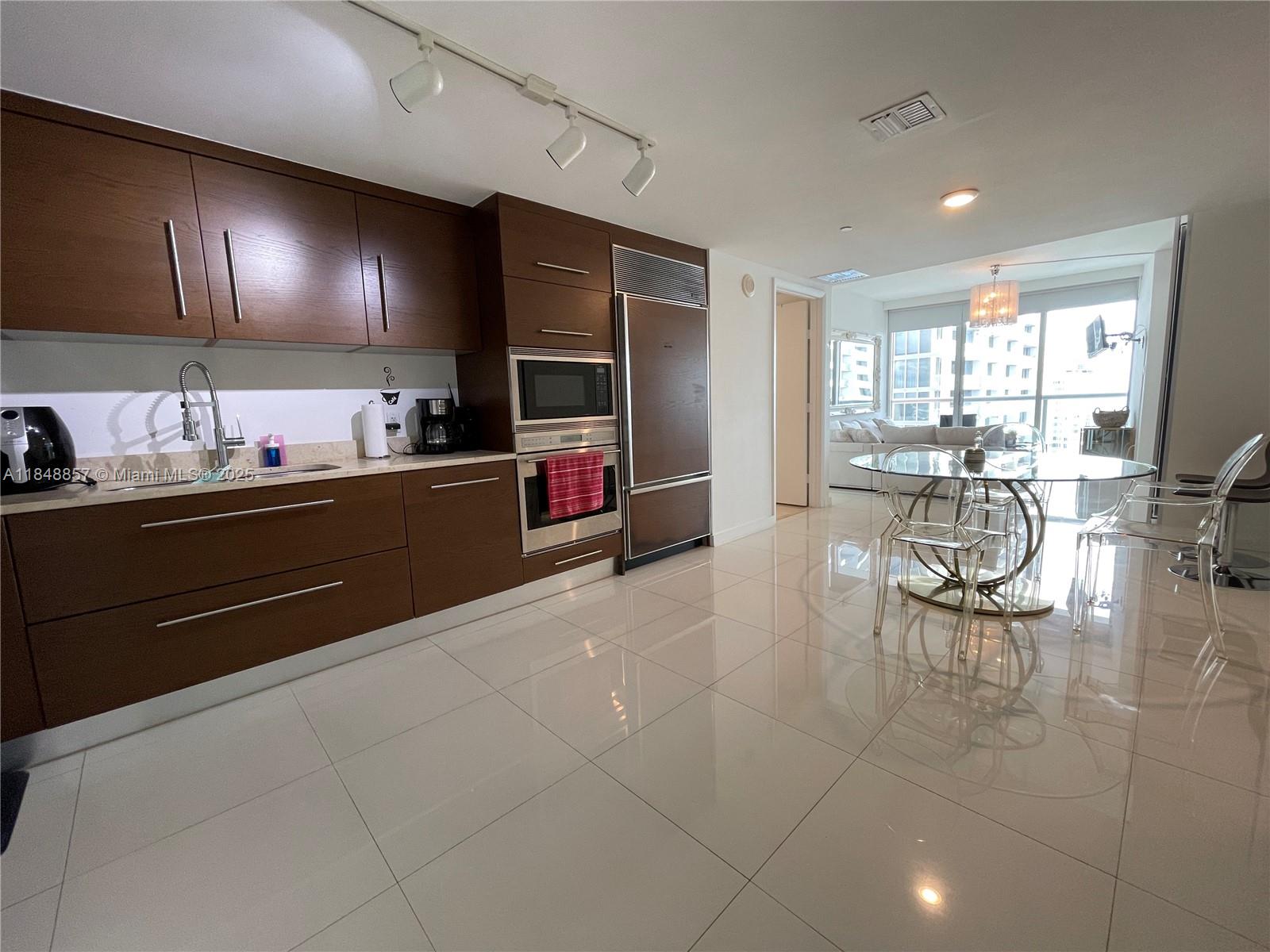 485 Brickell Ave # 3711, Miami FL 33131 — #A11848857