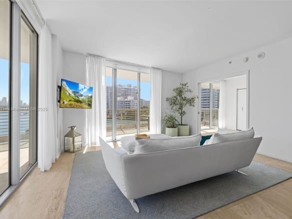 1445 16th St # 602, Miami Beach FL 33139 — #A11849471
