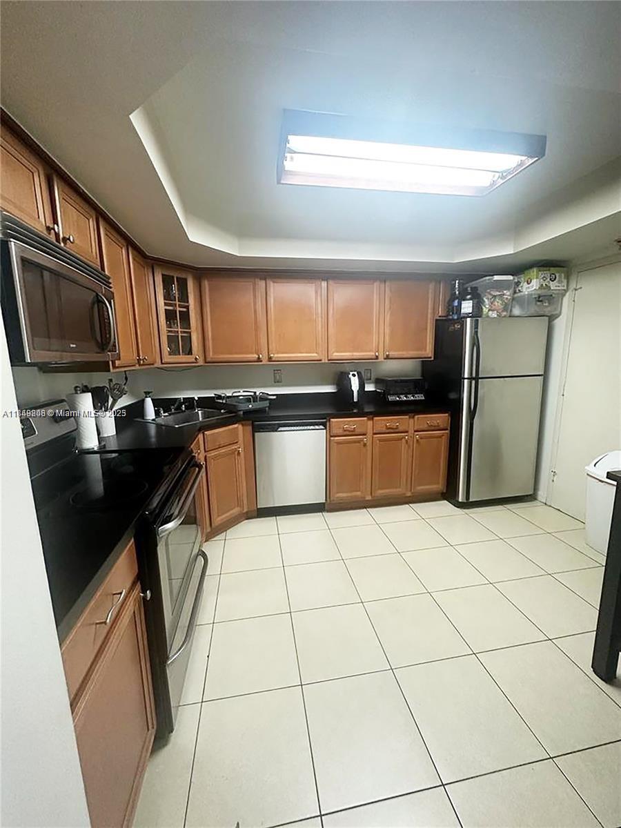 1ad5be0d-6725 2750 NE 183rd St # 1404, Aventura FL 33160 — #A11849808