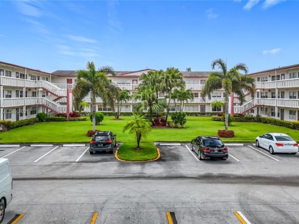 618 Fanshaw O # 618, Boca Raton FL 33434 — #A11849962
