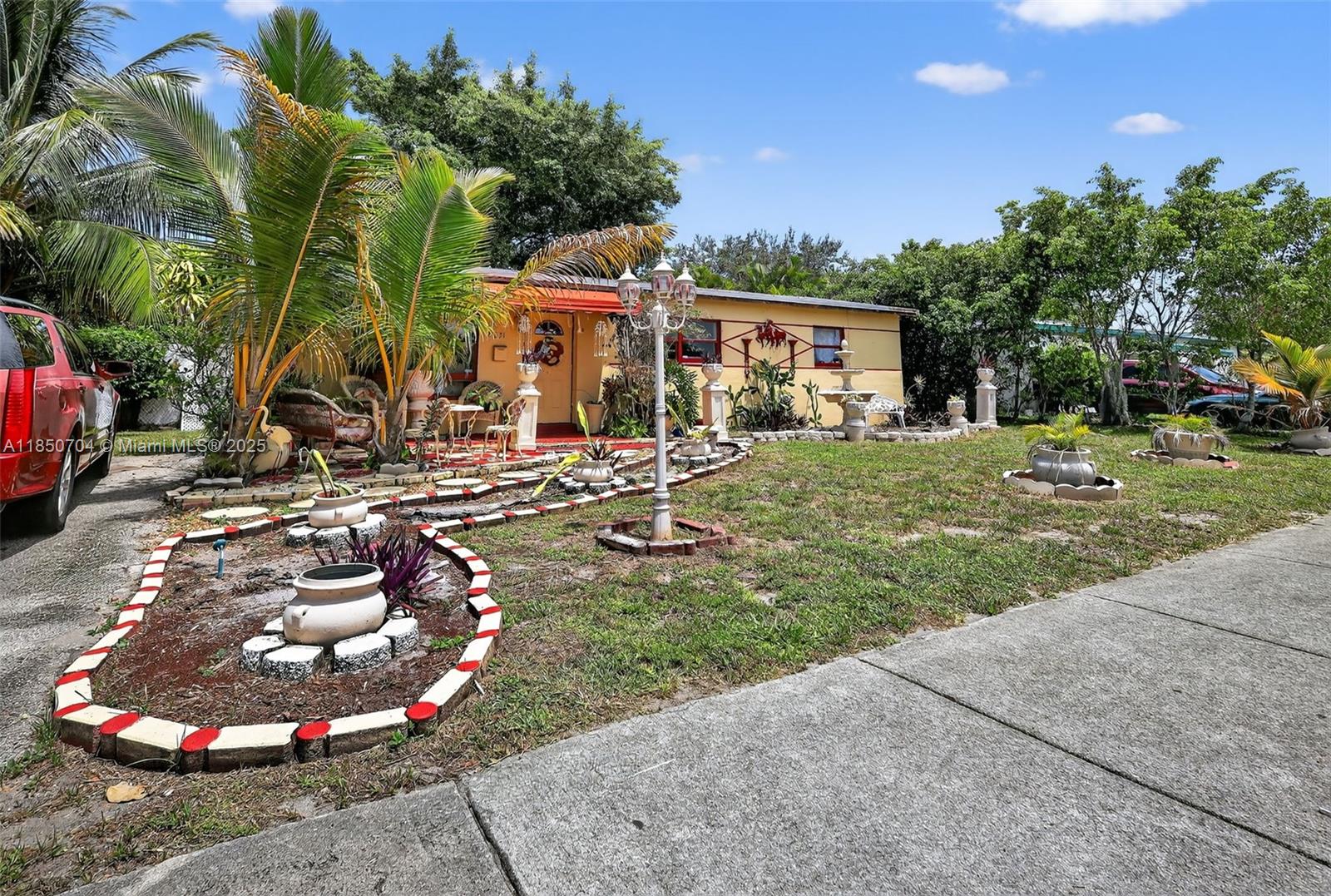 1ad5be0d-6754 Listing #A11850704