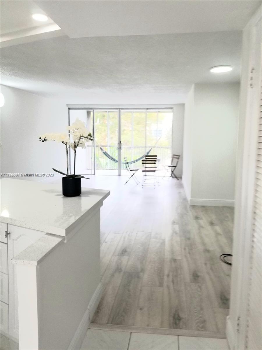 1ad5be0d-678 1670 NE 191st St # 3, Miami FL 33179 — #A11756057