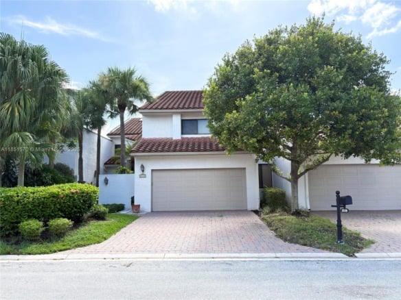 2530 Windsor Way Ct, Wellington FL 33414 — #A11851570