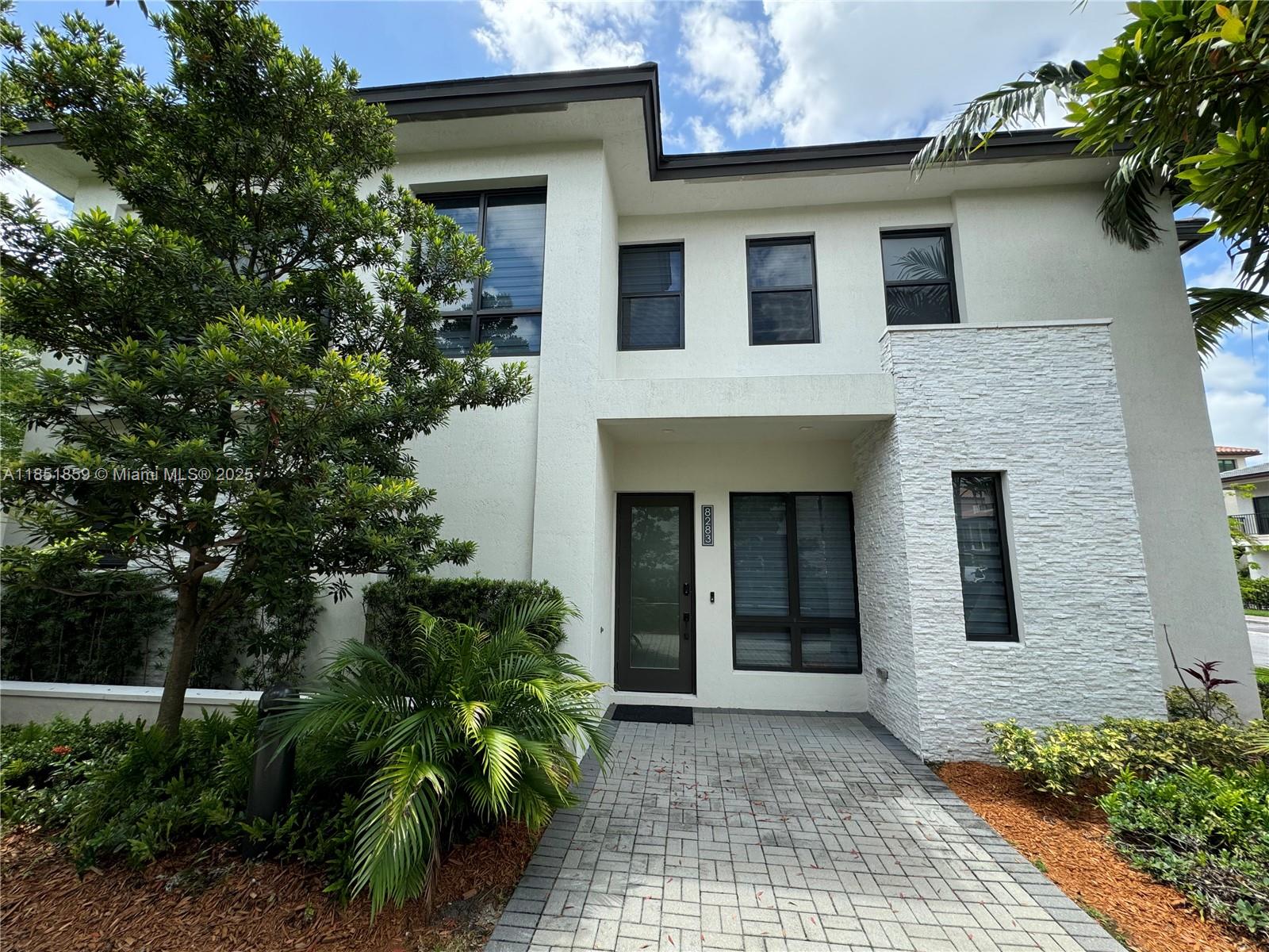 1ad5be0d-6803 8283 NW 47th Ln, Doral FL 33166 — #A11851859