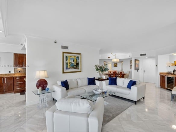 3000 Island Blvd # 505, Aventura FL 33160 — #A11852416