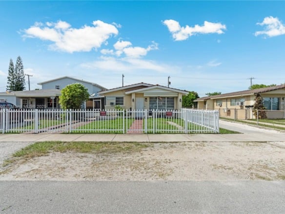 9311 SW 37th St, Miami FL 33165 — #A11852709