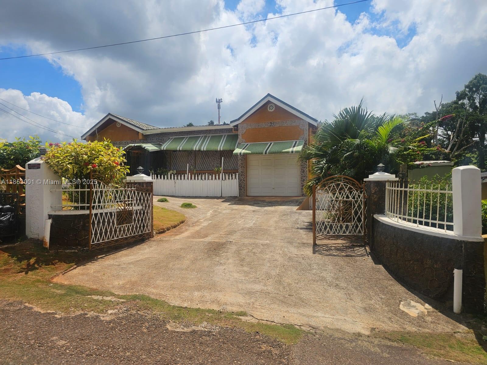 1ad5be0d-6842 00 Mandeville, Manchester Hills Jamaica, FL — #A11853001