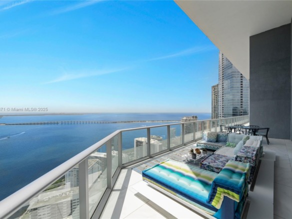1300 Brickell Bay Dr # 4401, Miami FL 33131 — #A11853871