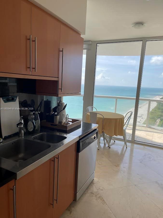 6365 Collins Ave # 3404, Miami Beach FL 33141 — #A11853949
