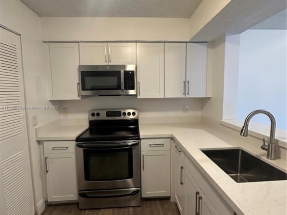 1245 SW 46th Ave # 1202, Pompano Beach FL 33069 — #A11855052