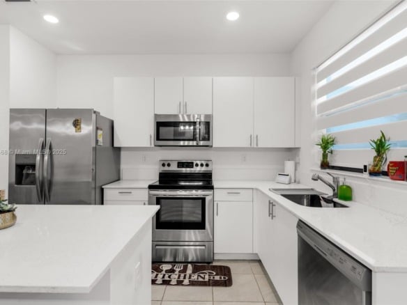 13315 SW 285th St, Homestead FL 33033 — #A11855468