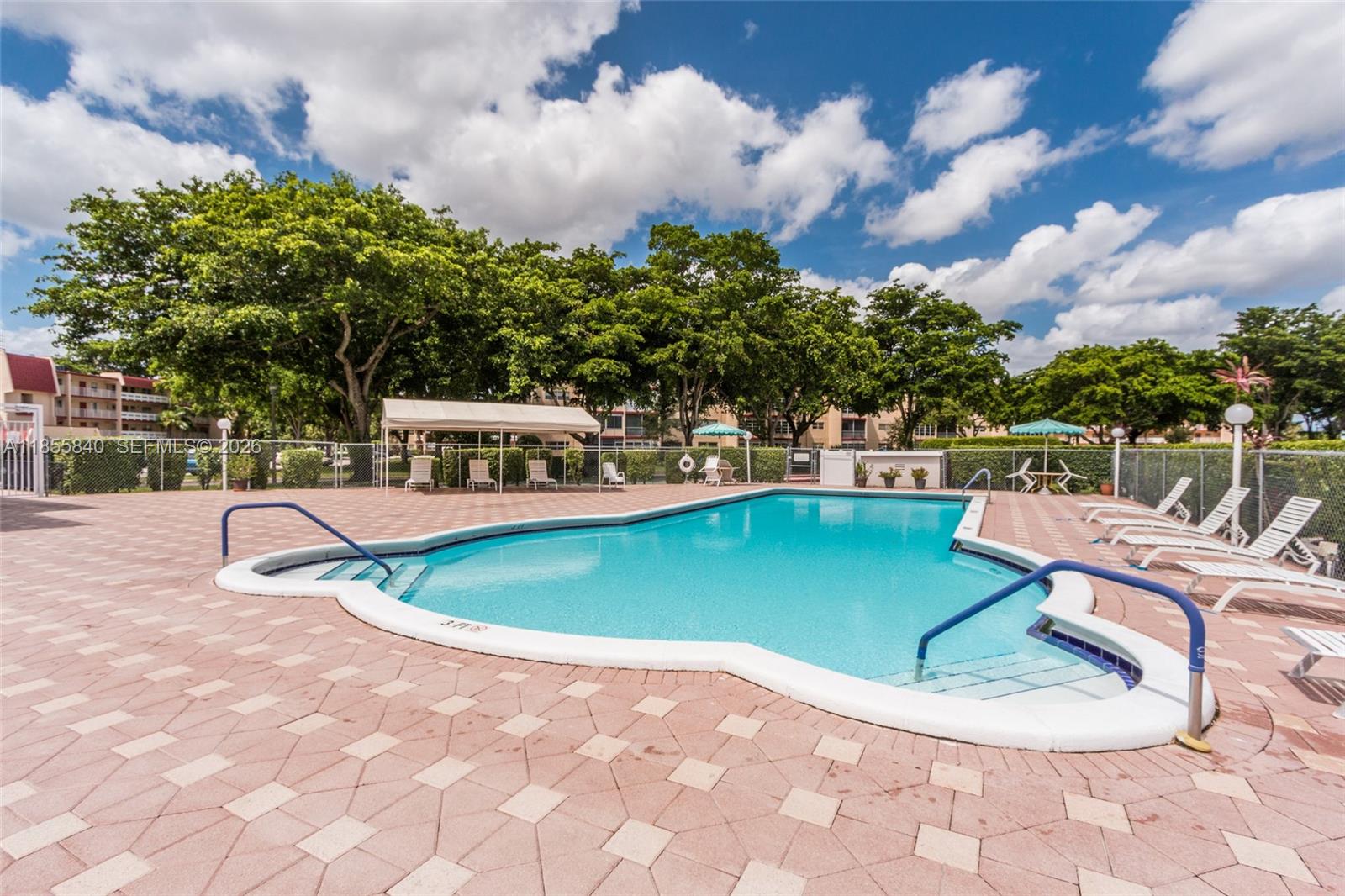 1ad5be0d-6966 1040 Country Club Dr # 309, Margate FL 33063 — #A11855840