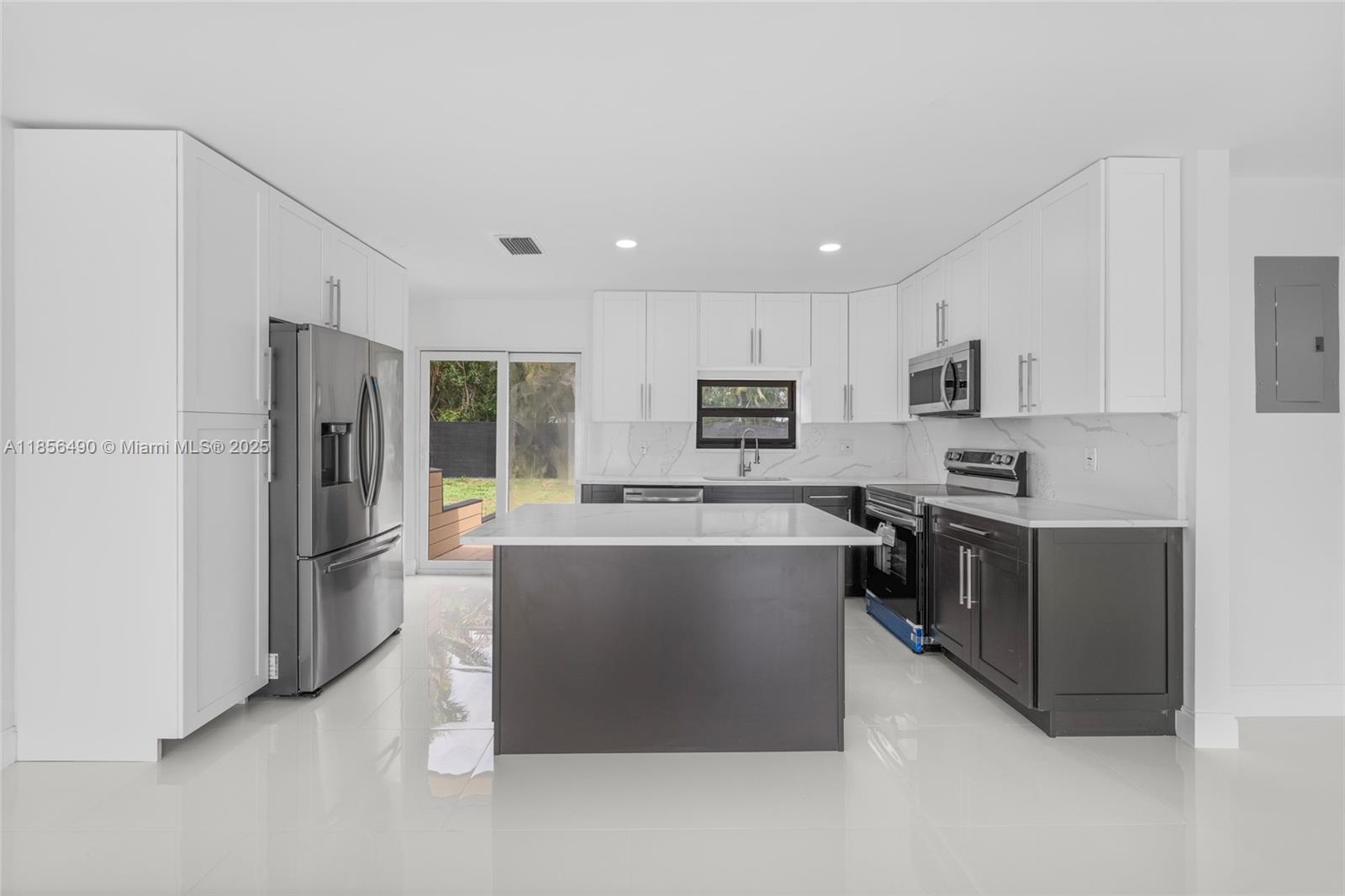 1ad5be0d-6988 949 SE 5th St, Deerfield Beach FL 33441 — #A11856490