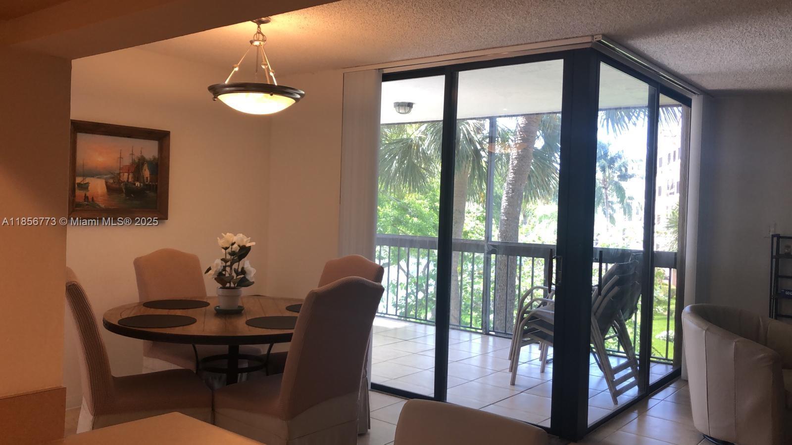 1ad5be0d-7001 Listing #A11856773