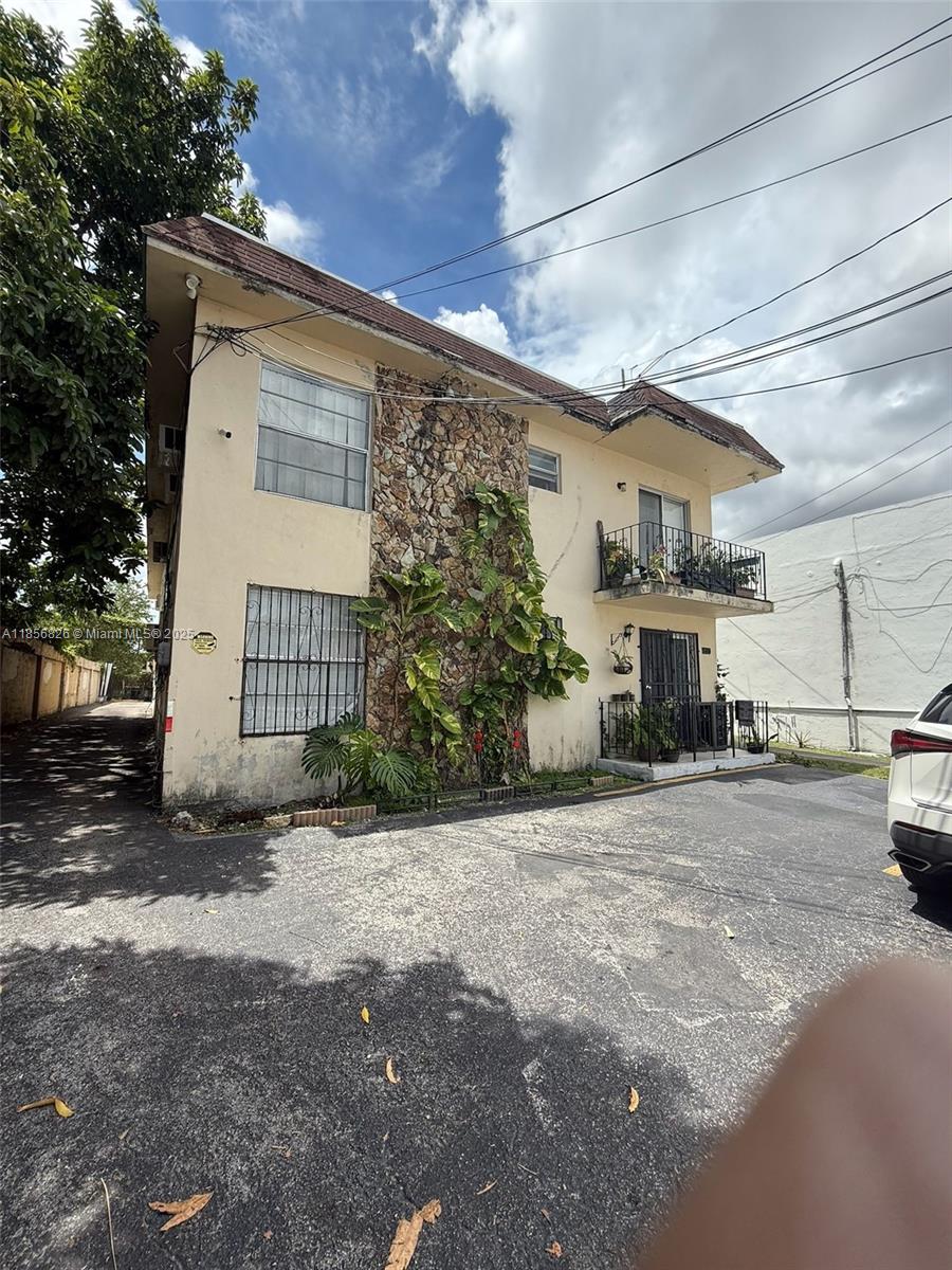 1520 SW 1st St, Miami FL 33135 — #A11856826