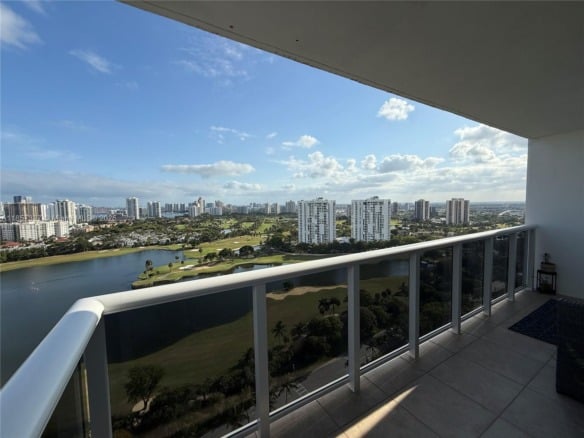 3625 N Country Club Dr, Aventura FL 33180 — #A11857337