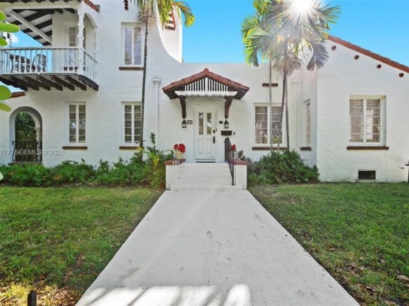 36 Phoenetia Ave, Coral Gables FL 33134 — #A11857777