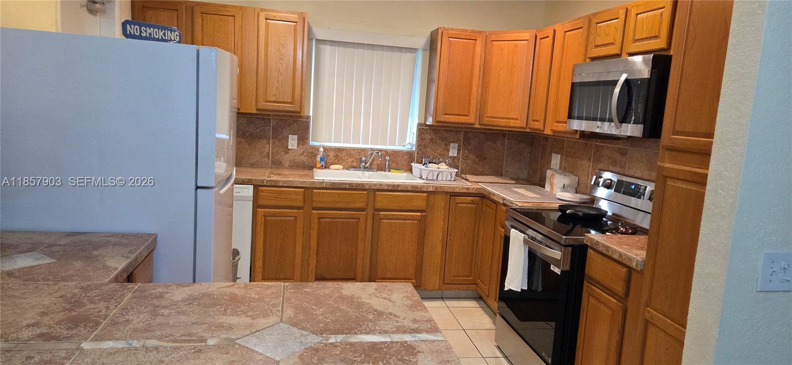 2359 N Wallen Dr, West Palm Beach FL 33410 — #A11857903