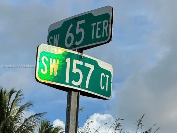 157th CT SW 65th TERRACE, Miami FL 33193 — #A11648030