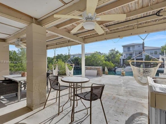 813 Hawksbill Ln, Sugarloaf FL 33042 — #A11858417