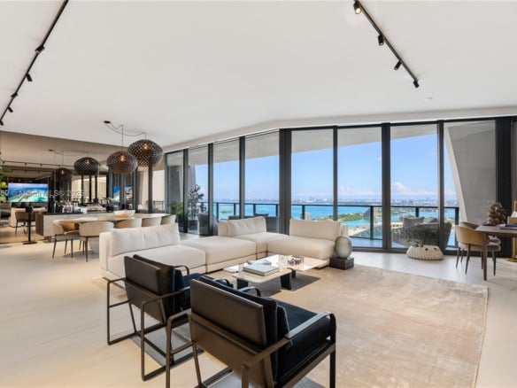 1000 Biscayne Blvd # 3502, Miami FL 33132 — #A11858559