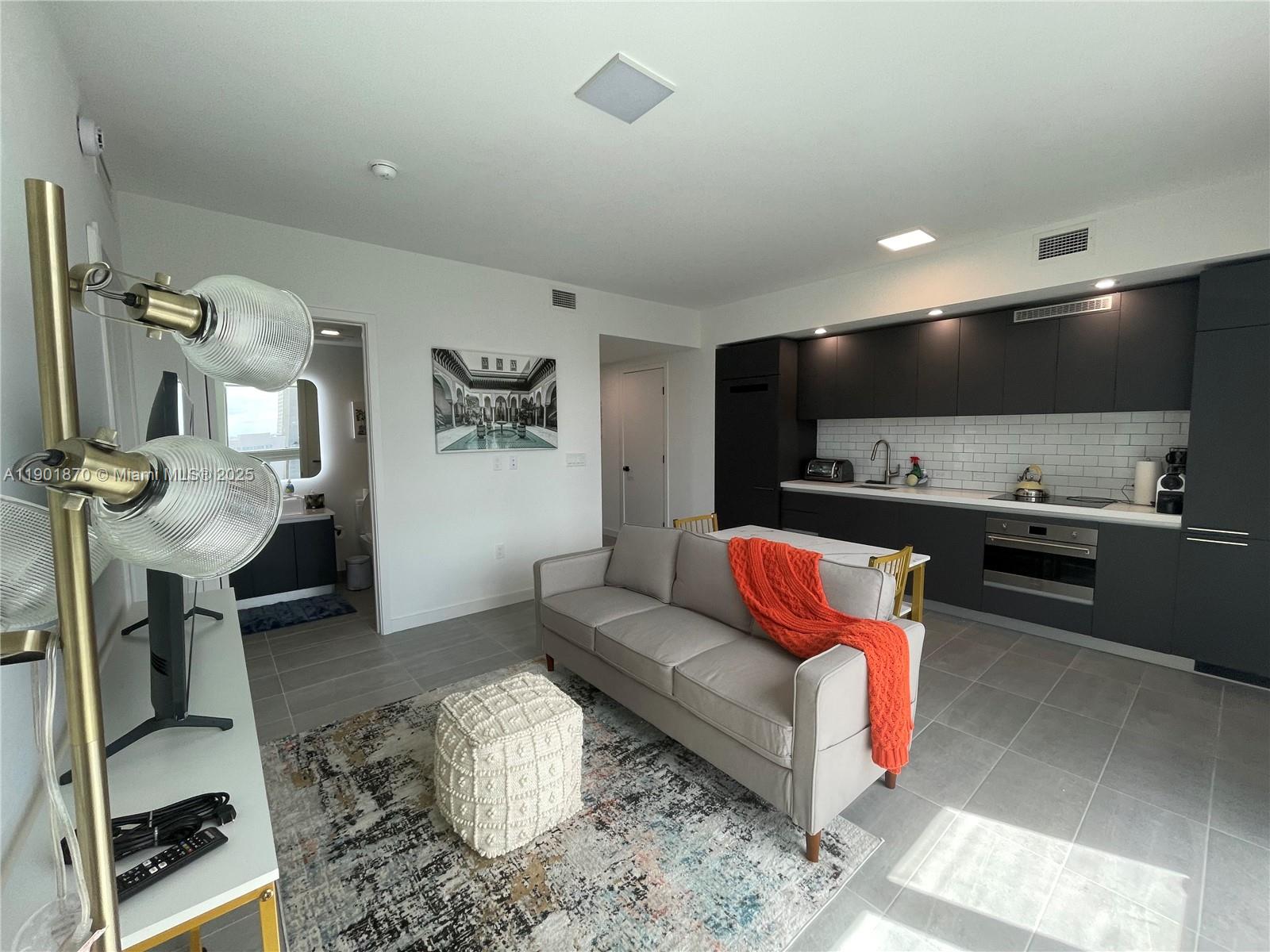227 NE 2nd St # 1606, Miami FL 33132 — #A11901870