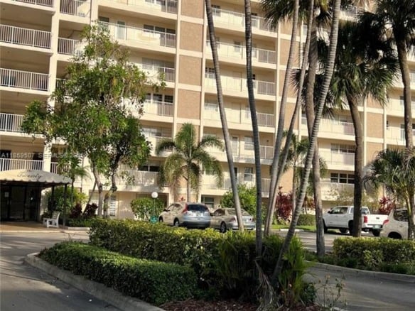 2671 S Course Dr # 403, Pompano Beach FL 33069 — #A11859507