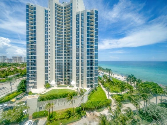 19201 Collins Ave # 822, Sunny Isles Beach FL 33160 — #A11859775