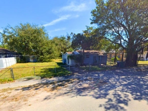 4501 NW 33rd Ave, Miami FL 33142 — #A11851977